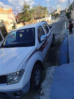 نيسان نافارا